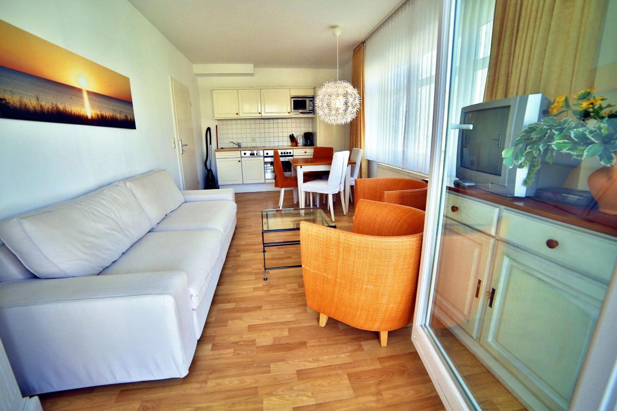 Ferienwohnung Binzer Strandgut Im Haus Jahreszeiten Бінц Екстер'єр фото